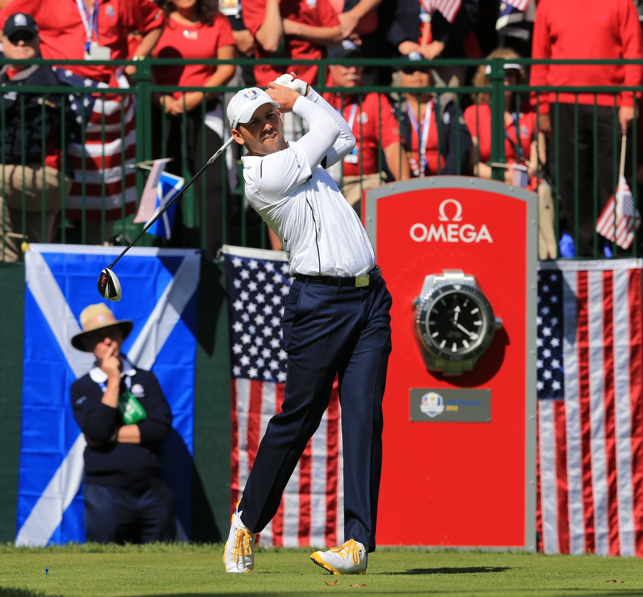 미대륙 골프 토너먼트 PGA 경기에서 티오프를 선보이는 골프 선수 세르히오 가르시아